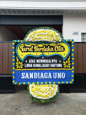 Papan Bunga Duka di Cipadung Wetan